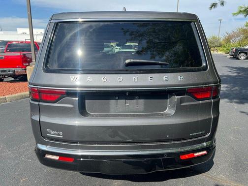2022 Jeep Wagoneer Series III 4x4