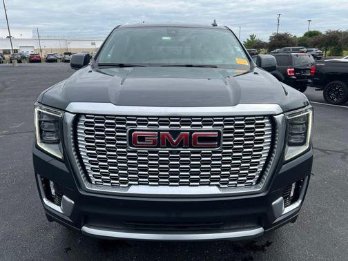 Hunter Metallic 2021 GMC Yukon XL Denali