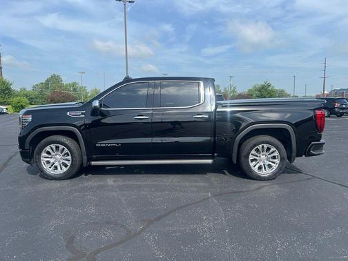 Onyx Black 2023 GMC Sierra 1500 Denali