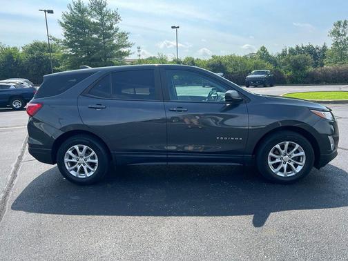 Nightfall Gray Metallic 2021 Chevrolet Equinox LS