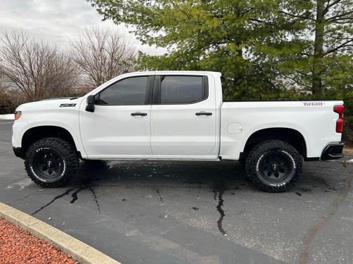 2023 Chevrolet Silverado 1500 Custom Trail Boss