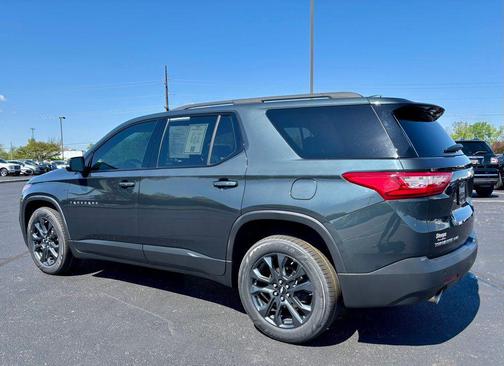 Graphite Metallic 2020 Chevrolet Traverse RS