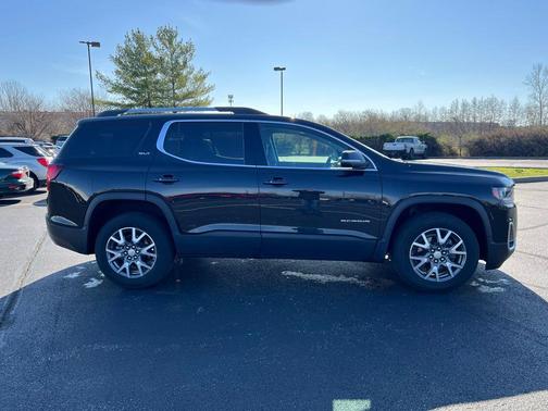 2023 GMC Acadia FWD SLT