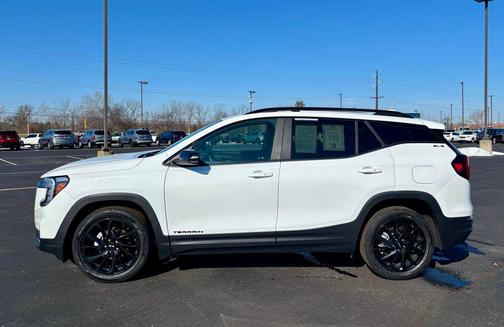 2023 GMC Terrain SLE