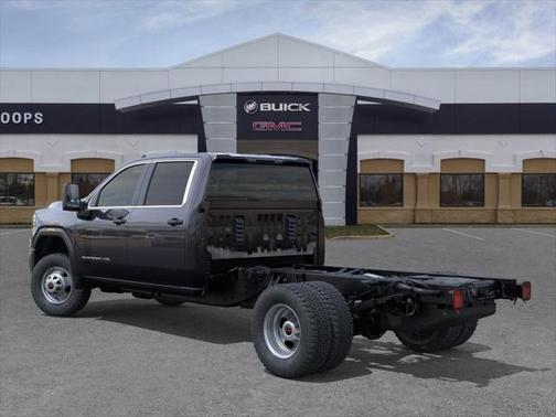 2025 GMC Sierra 3500 Base