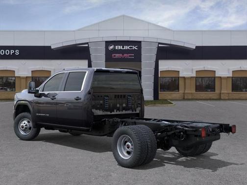 2025 GMC Sierra 3500 Base