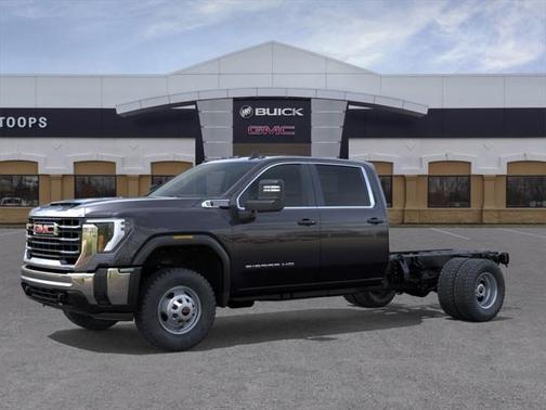 2025 GMC Sierra 3500 Base