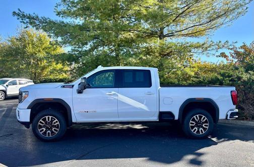 2023 GMC Sierra 2500 AT4