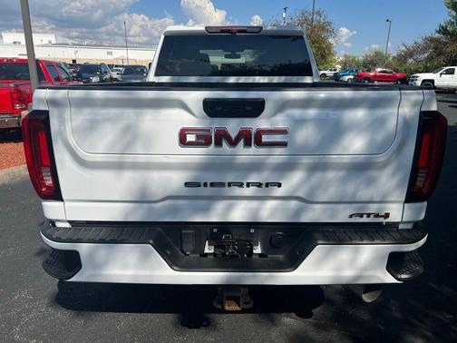 2023 GMC Sierra 2500 AT4