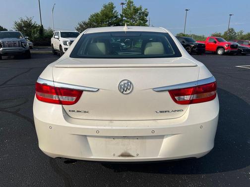 White Diamond Tricoat 2014 Buick Verano Leather Group
