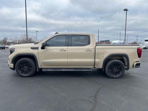 2022 GMC Sierra 1500 Elevation