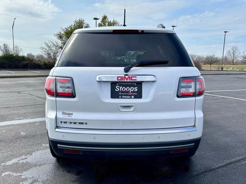 2016 GMC Acadia SLE-2