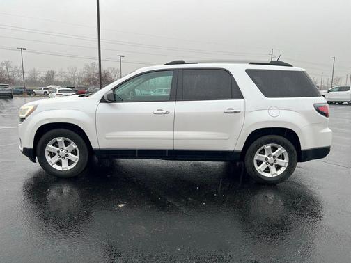 2016 GMC Acadia SLE-2