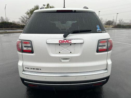 2016 GMC Acadia SLE-2