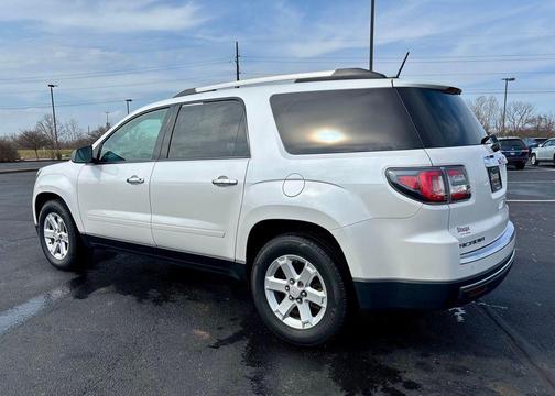 2016 GMC Acadia SLE-2