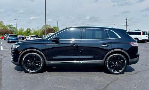 Infinite Black 2020 Lincoln Nautilus Reserve