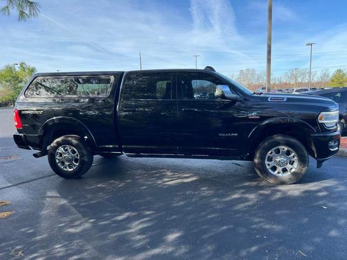 2020 RAM 2500 Laramie Crew Cab 4X4 6'4' Box