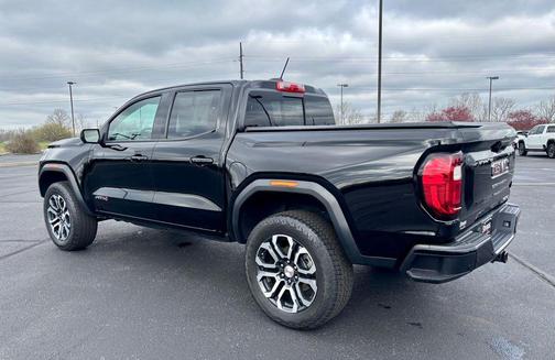 Onyx Black 2023 GMC Canyon AT4