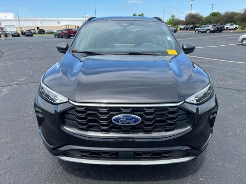 Agate Black Metallic 2024 Ford Escape ST-Line