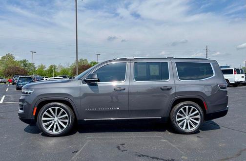 Baltic Gray Metallic Clearcoat 2022 Jeep Grand Wagoneer Series II 4x4