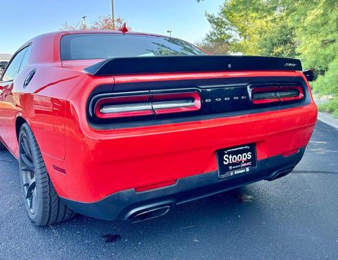 2016 Dodge Challenger SRT Hellcat