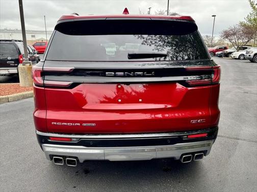 2024 GMC Acadia Denali
