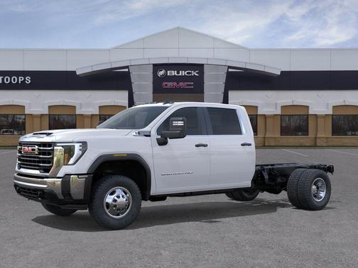 Summit White 2026 GMC Sierra 3500 Base