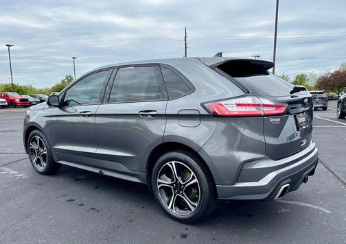 Carbonized Gray Metallic 2022 Ford Edge ST
