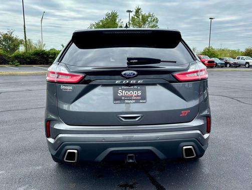 Carbonized Gray Metallic 2022 Ford Edge ST