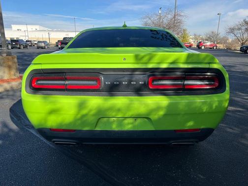 2015 Dodge Challenger SRT 392