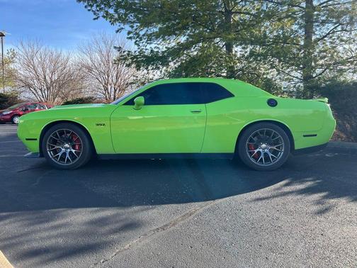 2015 Dodge Challenger SRT 392
