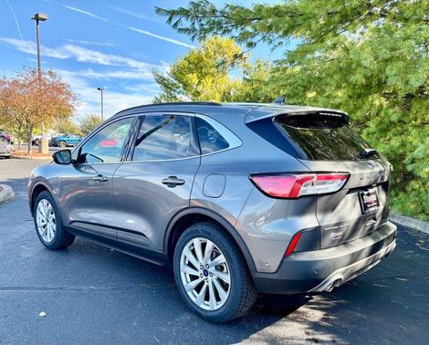 2022 Ford Escape Titanium