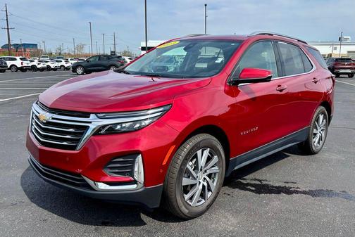 Radiant Red Tintcoat 2023 Chevrolet Equinox Premier w/1LZ