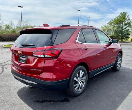 Radiant Red Tintcoat 2023 Chevrolet Equinox Premier w/1LZ
