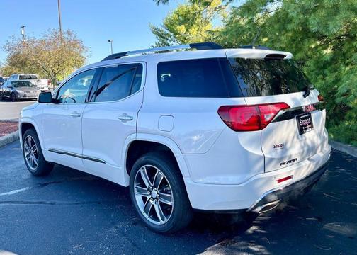 2019 GMC Acadia Denali