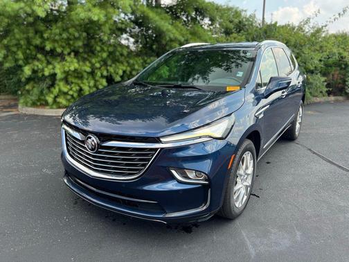 2023 Buick Enclave Essence AWD