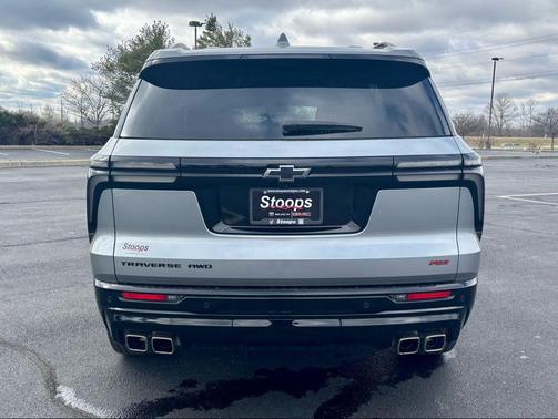 2024 Chevrolet Traverse RS