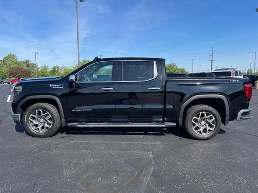 Onyx Black 2026 GMC Sierra 1500 SLT