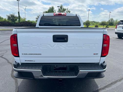 Summit White 2022 Chevrolet Colorado WT
