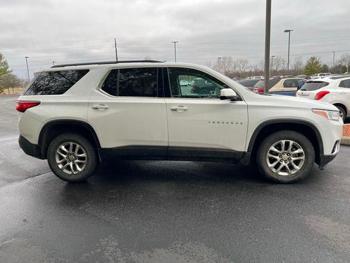 2019 Chevrolet Traverse LT Cloth
