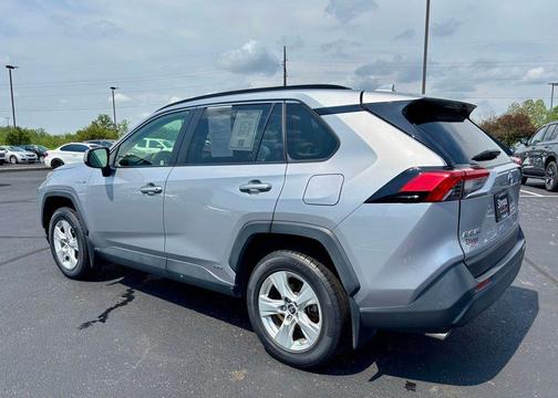 Silver Sky Metallic 2019 Toyota RAV4 Hybrid XLE