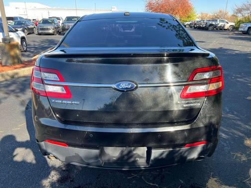 2015 Ford Taurus Limited