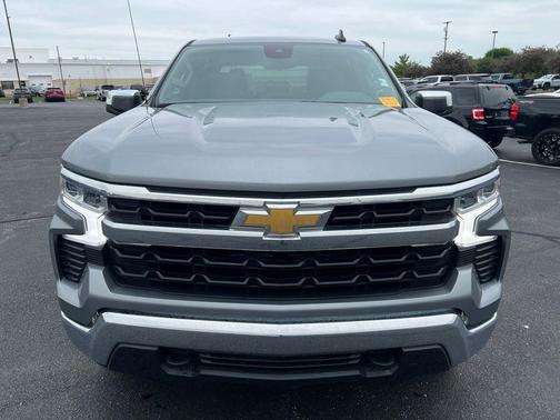 Sterling Gray Metallic 2024 Chevrolet Silverado 1500 LT