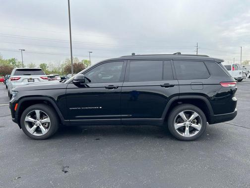 Diamond Black Crystal Pearlcoat 2021 Jeep Grand Cherokee L Limited