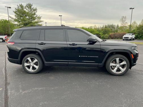 Diamond Black Crystal Pearlcoat 2021 Jeep Grand Cherokee L Limited