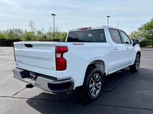 Summit White 2023 Chevrolet Silverado 1500 LT