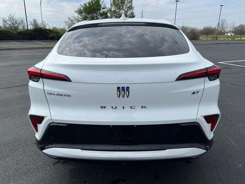 2024 Buick Envista Sport Touring FWD