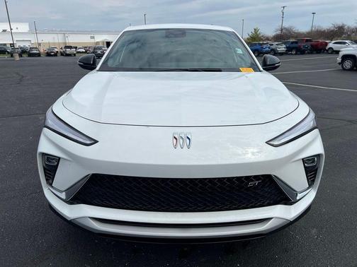 2024 Buick Envista Sport Touring FWD