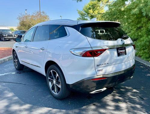2022 Buick Enclave AWD Essence