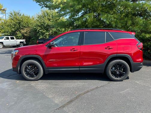 2023 GMC Terrain AWD AT4